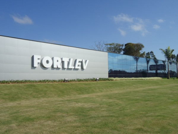 FORTLEV CONTRATA ASSISTENTE ADMINISTRATIVO